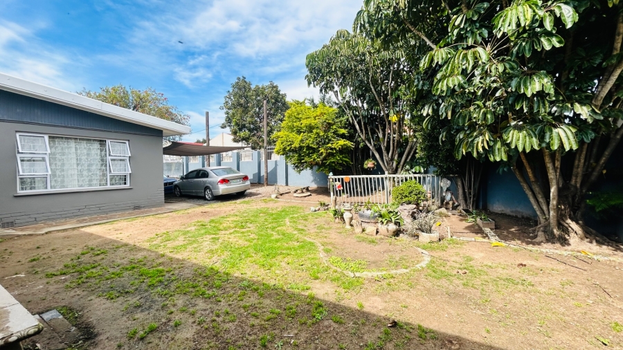4 Bedroom Property for Sale in Southernwood Eastern Cape